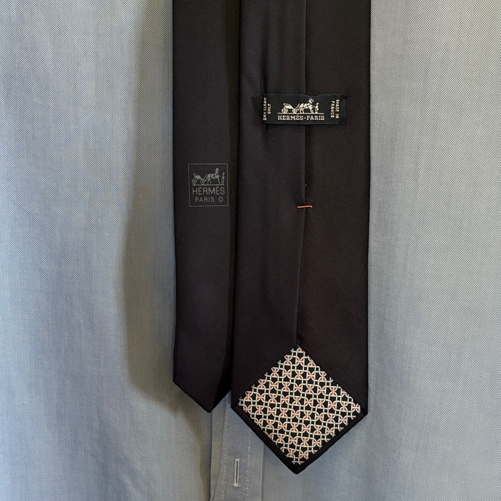 Hermes Heavy Silk Navy Blue Tie